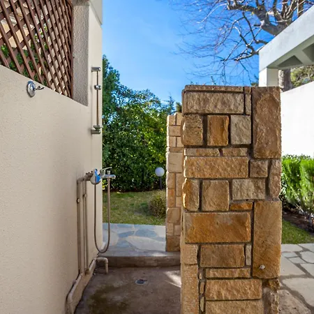 Βίλα Sani Citrine With Shared Pool *