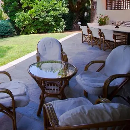 Sani Citrine With Shared Pool
