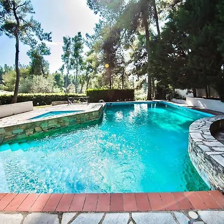 Villa Sani Citrine With Shared Pool